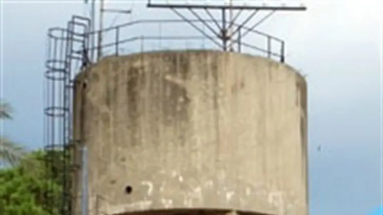 המגדל בבארות יצחק