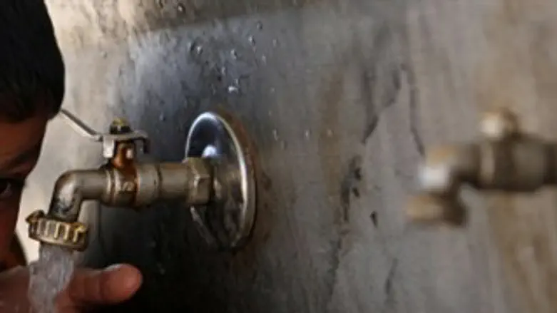 זכות יסוד. מים