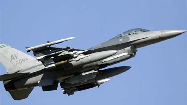 A U.S. Air Force F-16 fighter jet