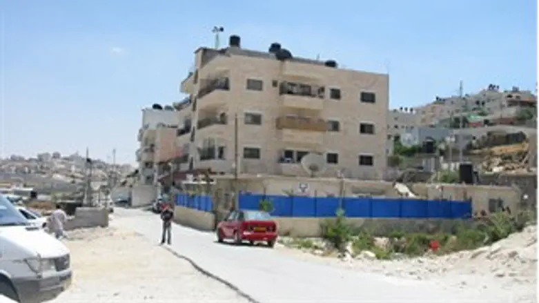 הבית הלא חוקי