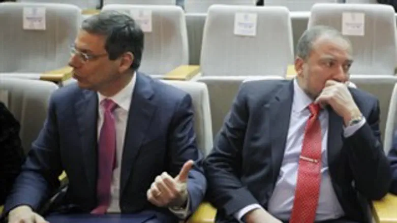 ליברמן ואיילון. ארכיון