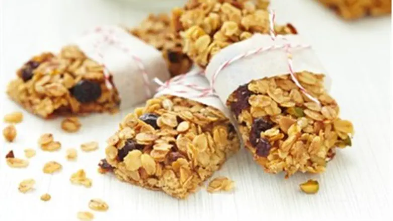 granola snacks