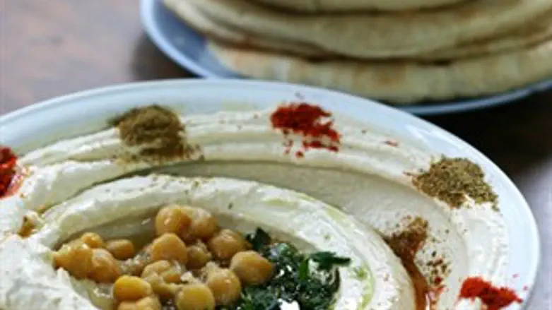 פיתות וחומוס