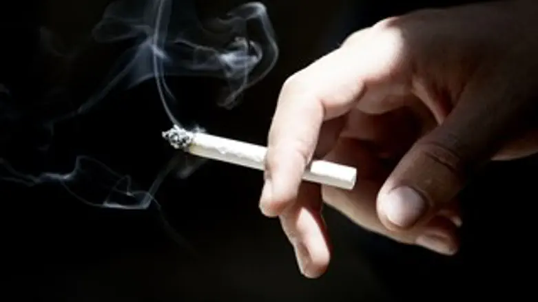 עישון סיגריה