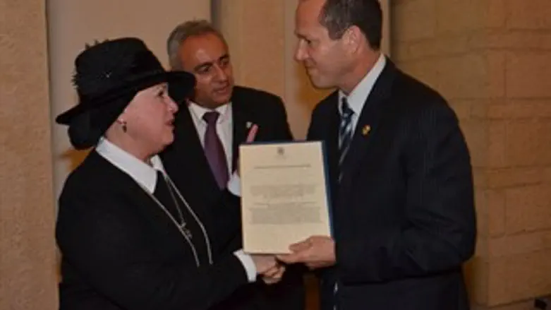 ניר ברקת ואסתר פולארד