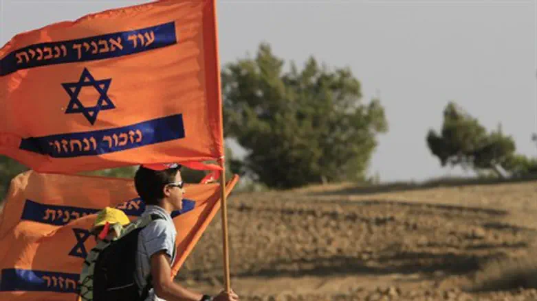 Marching to Gush Katif