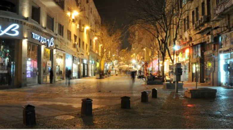 Ben Yehuda Street at Night