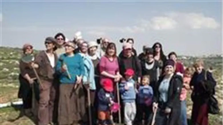 מכעיסות את הפלשתינים. נשים בירוק