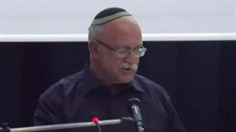 ד"ר יצחק ספיר