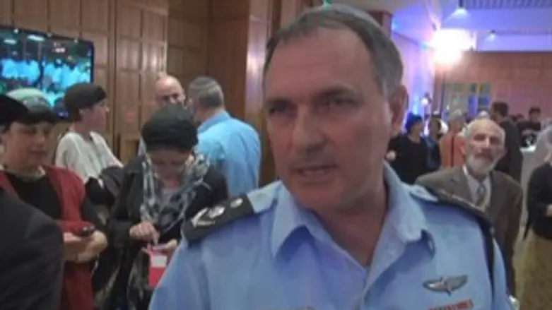 המפכ"ל דנינו מברך את הרב דרוקמן