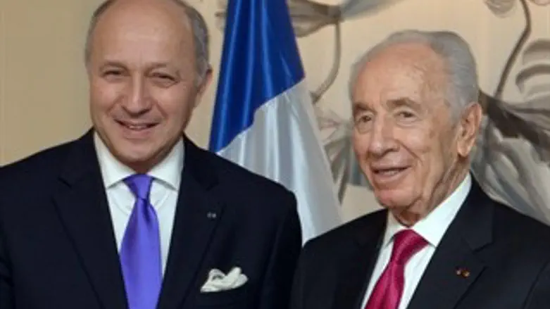 שמעון פרס ולורן פביוס