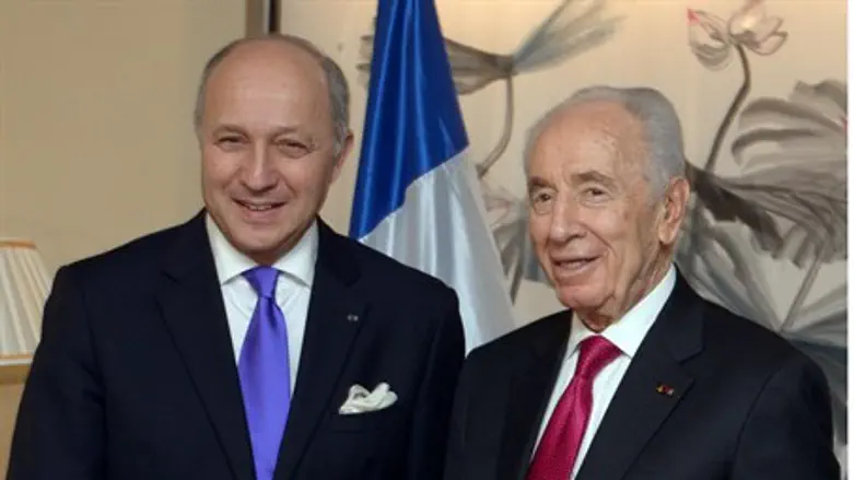President Shimon Peres and French Foreign Min