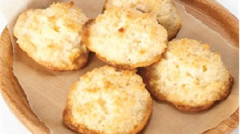 Passover coconut cookies