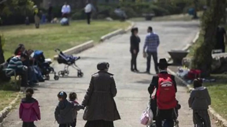 Израильтяне на природе. Иллюстрация