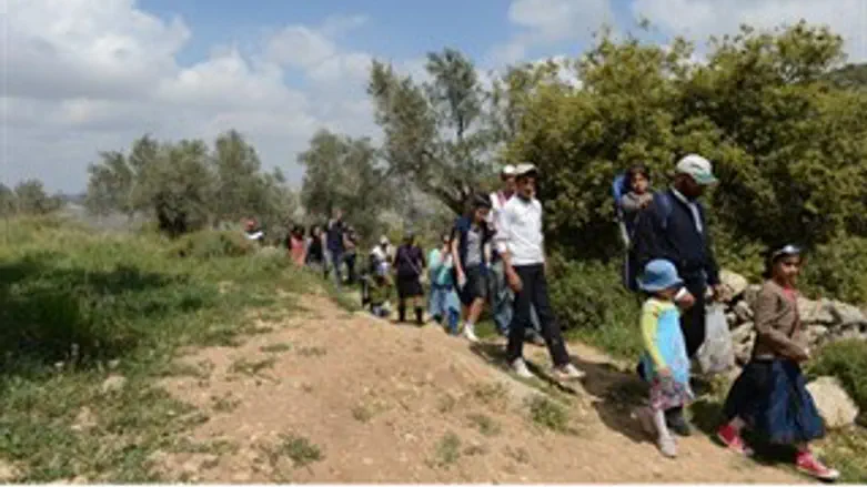 מטיילים ביו"ש