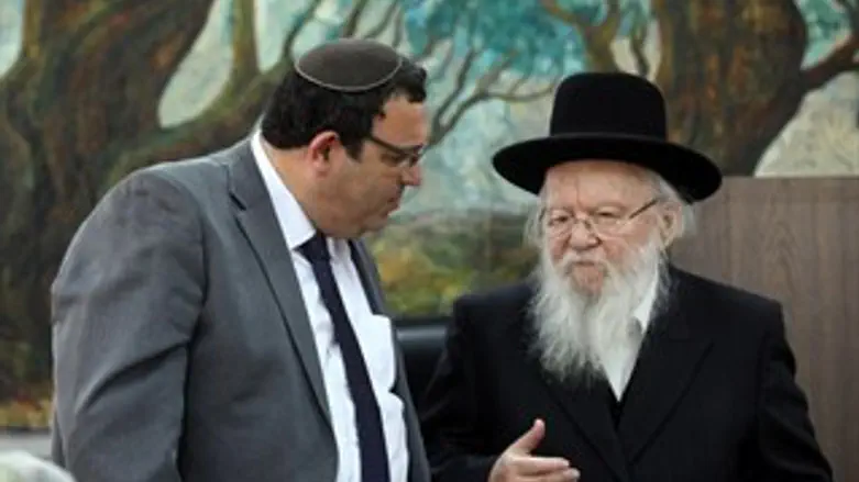 השר פירון במערכת החינוך החרדית