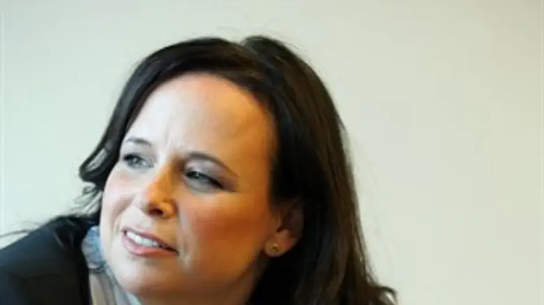 אישה ראשונה. אנדורן