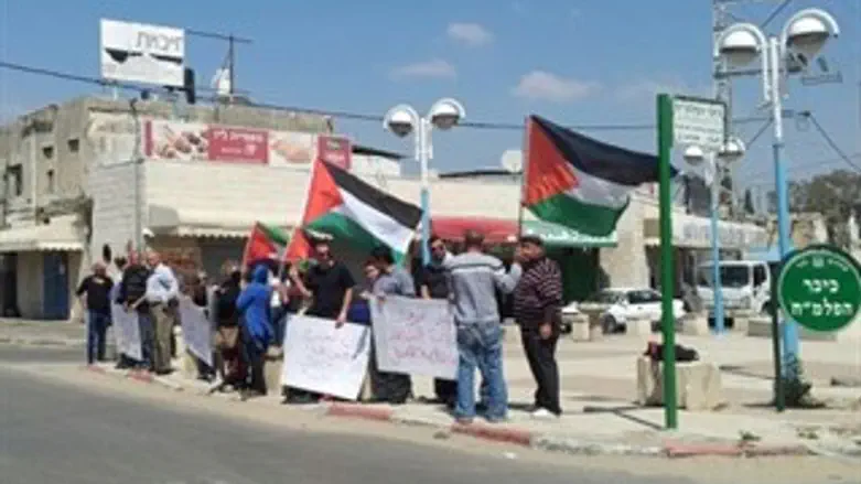 דגלי אש"פ בלוד