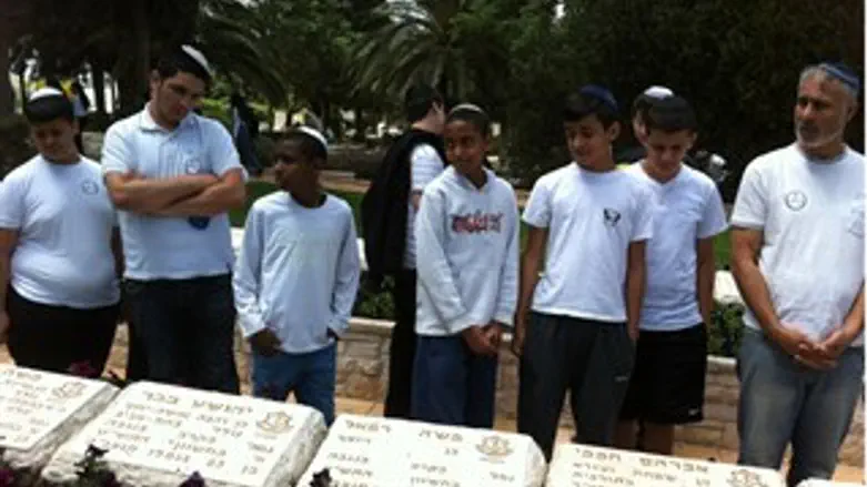 חללי ה'נצר האחרון'