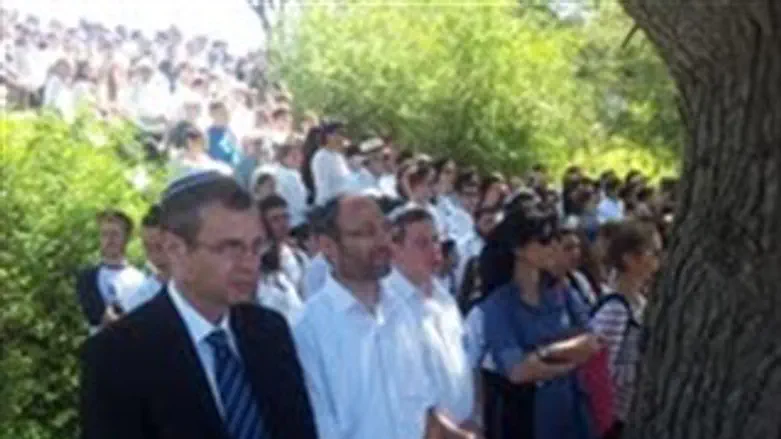 יום הזיכרון בגוש עציון. לוין