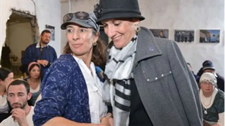 עצמאות בשדמה