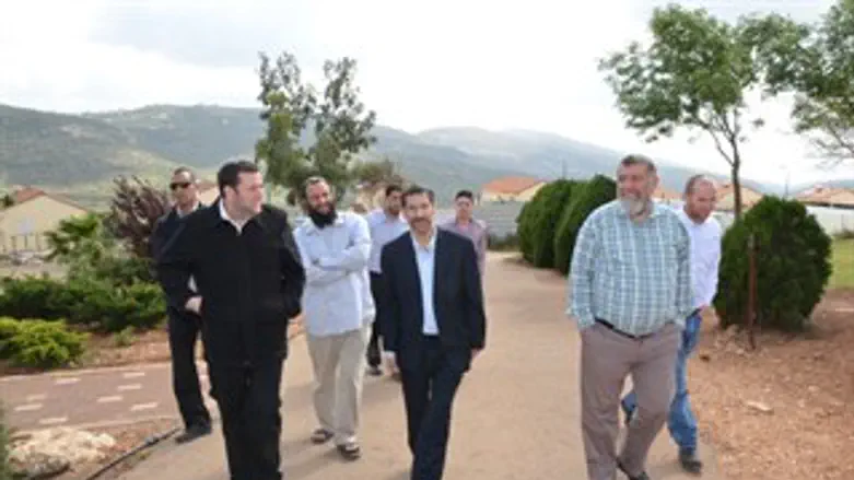 השר אורבך בביקורו בשומרון