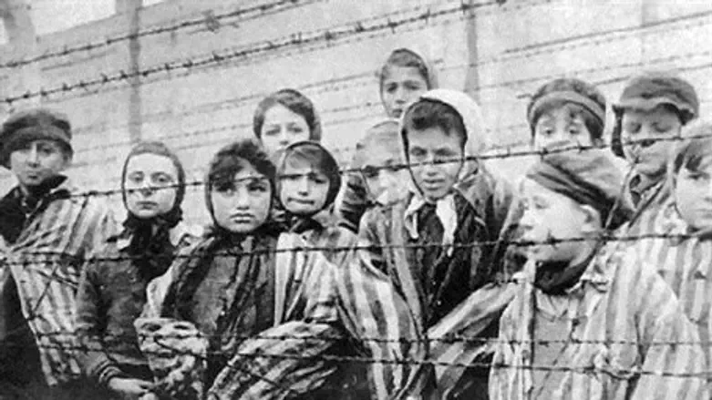 Jews in the Holocaust 