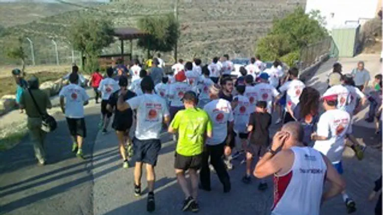 רצים בדרך המכבים