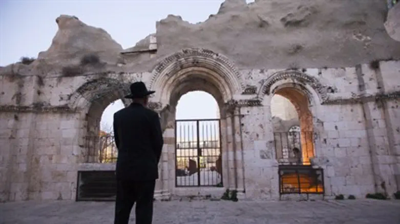 Ruins of Old City synagogue destroyed in War