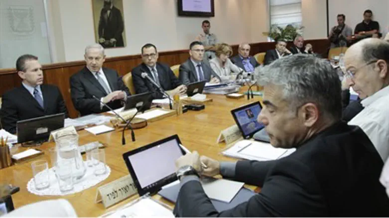 Заседание совета министров. Иллюстрация