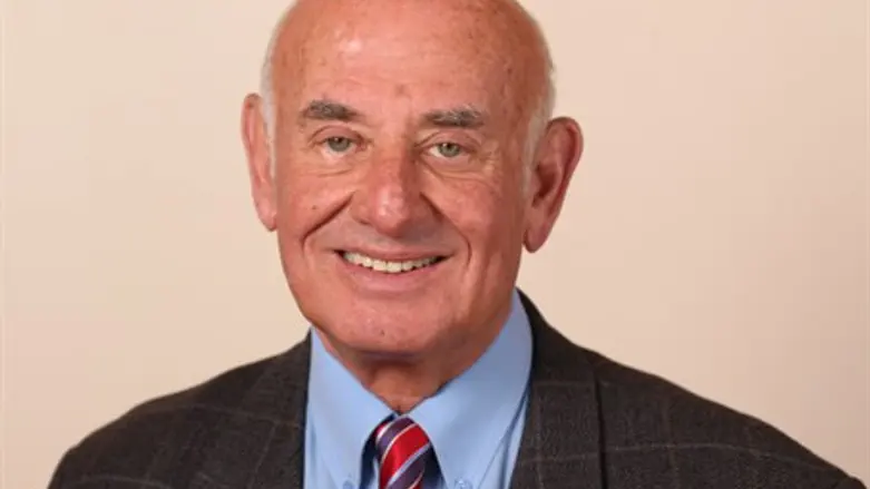 Minister Yaakov Perry