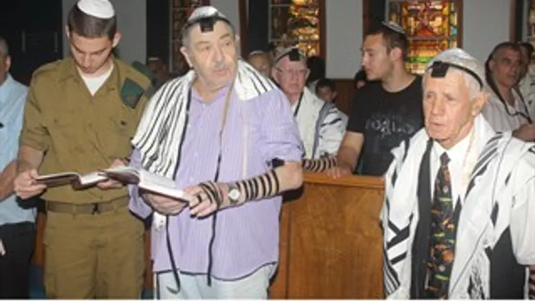 בר מצוה לניצולי השואה