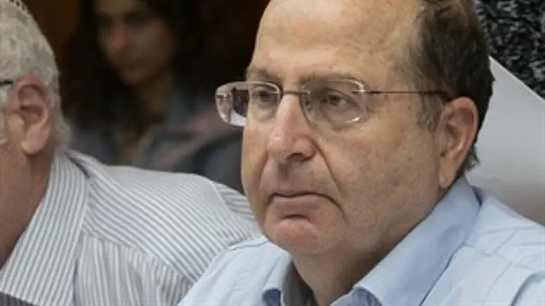 משה יעלון