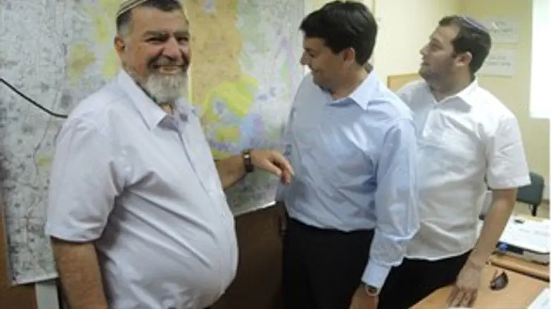 מסיקה ודנון במהלך התרגיל