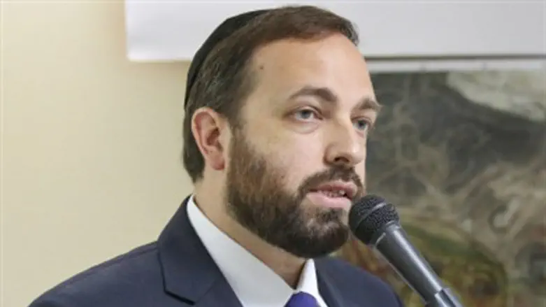 Ариэль Атиас