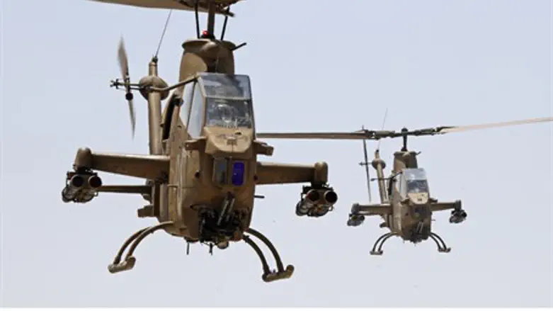 Вертолеты "Кобра" (Иллюстрация)