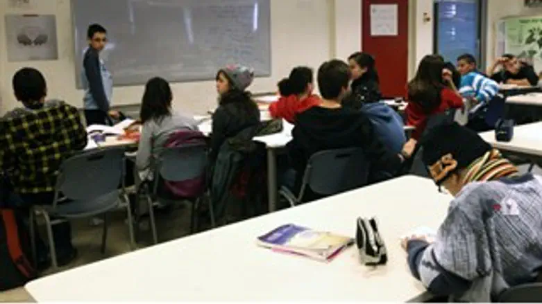 כך ישתלבו מורים ערבים בבתי ספר היהודים