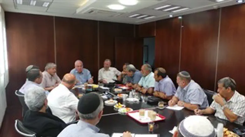 ראשי יש"ע במפגש עם השר אריאל