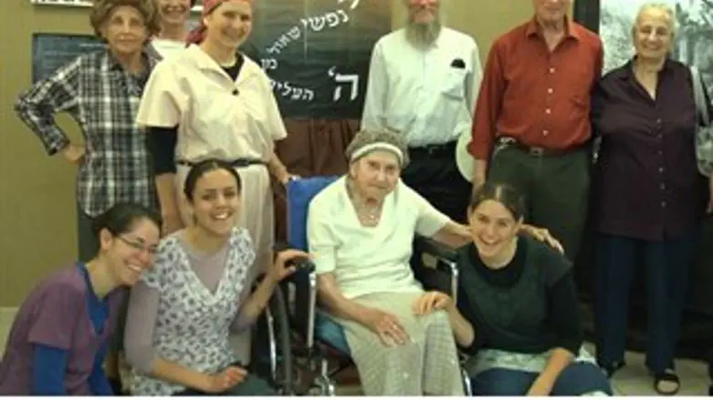 התערוכה במכללה, השבוע