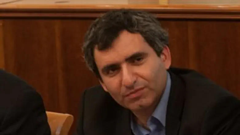 מתריע. סגן שר החוץ אלקין