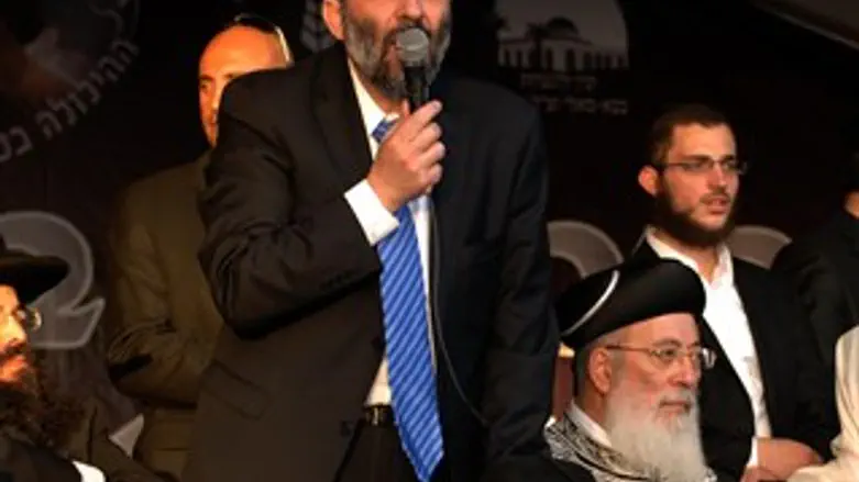 אריה דרעי והרב עמאר