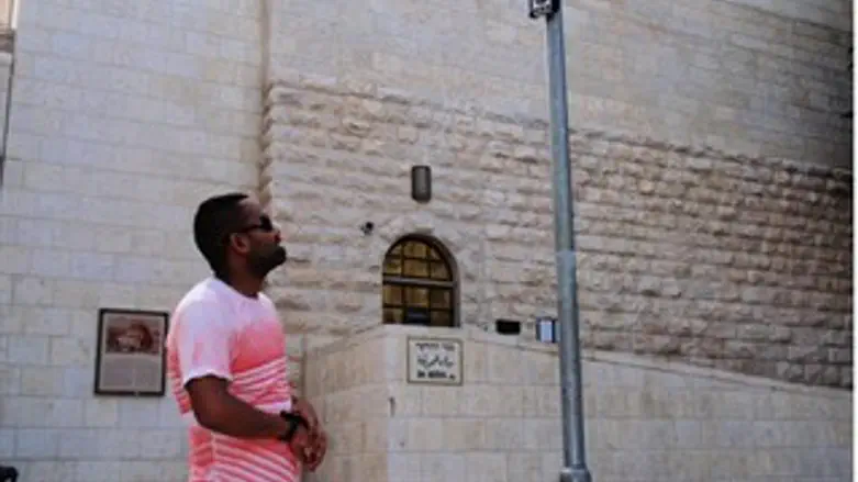 סיורי לכבדי ראייה