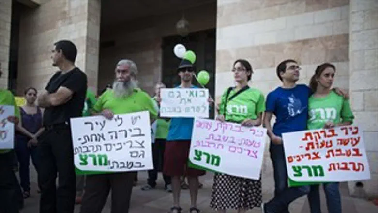 לפתוח את הסינמה סיטי בשבת