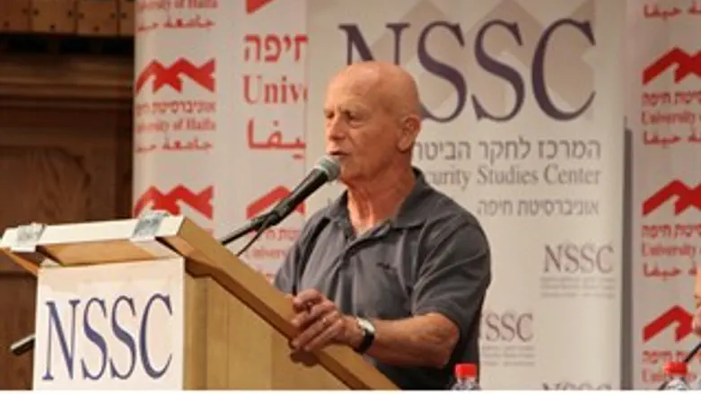 עמי אילון באונ' חיפה