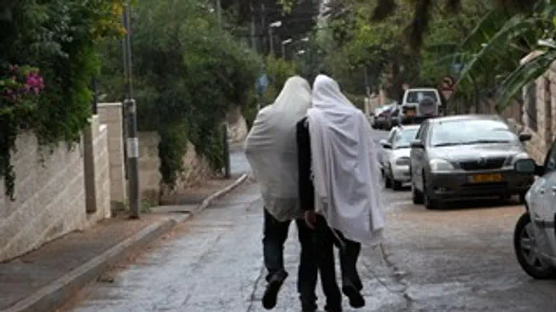 גברים טלית דתיים