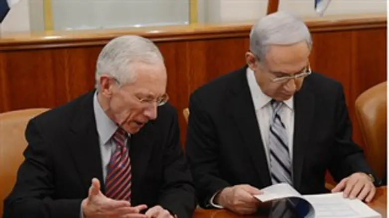 בנימין נתניהו וסטנלי פישר