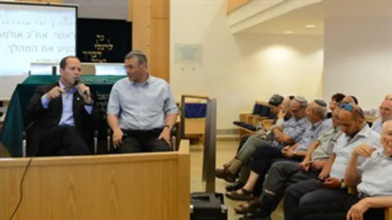 תומכים בברקת