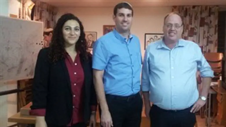 בלומנטל (מימין), גליקמן ועמיהוד