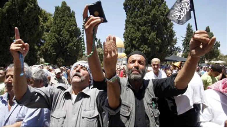 Muslims pray during Ramadan 
