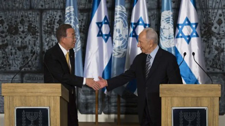 UN Secretary-General Ban Ki-and President Shi